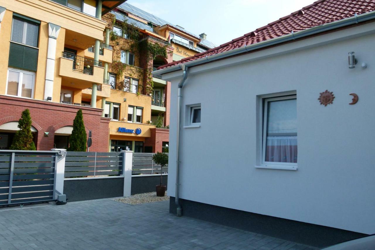 Wolf House Apartman Zalaegerszeg Buitenkant foto